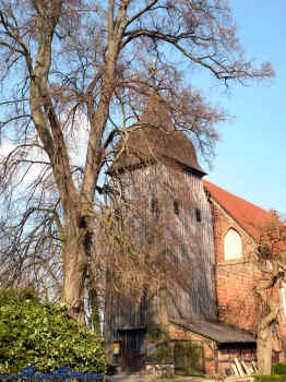 Gotische Backsteinkirche aus dem 13. Jahrhundert, einst ein beliebtes Wallfahrtsziel